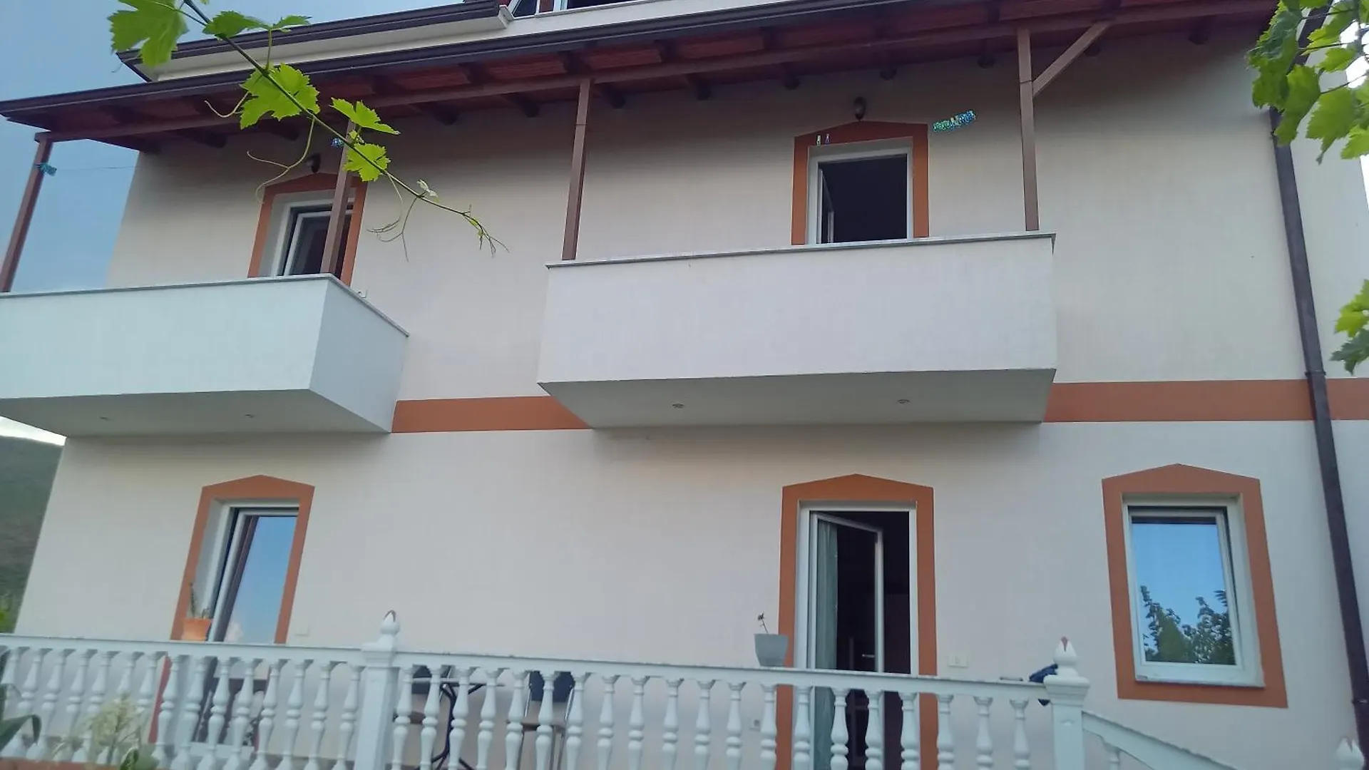 Anjel Home Piskupat Pensionat